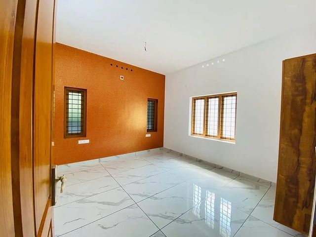 2 BHK Independent House for Sale in Selaiyur