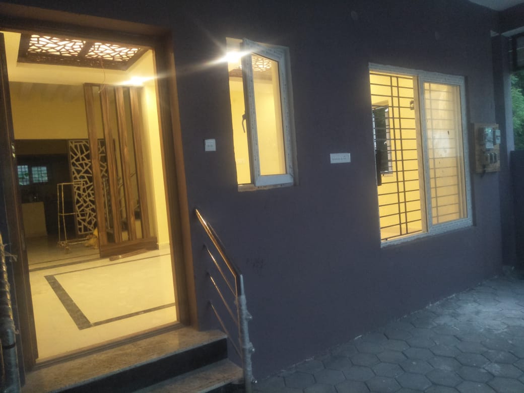 4 BHK Independent Villa for Sale in Selaiyur