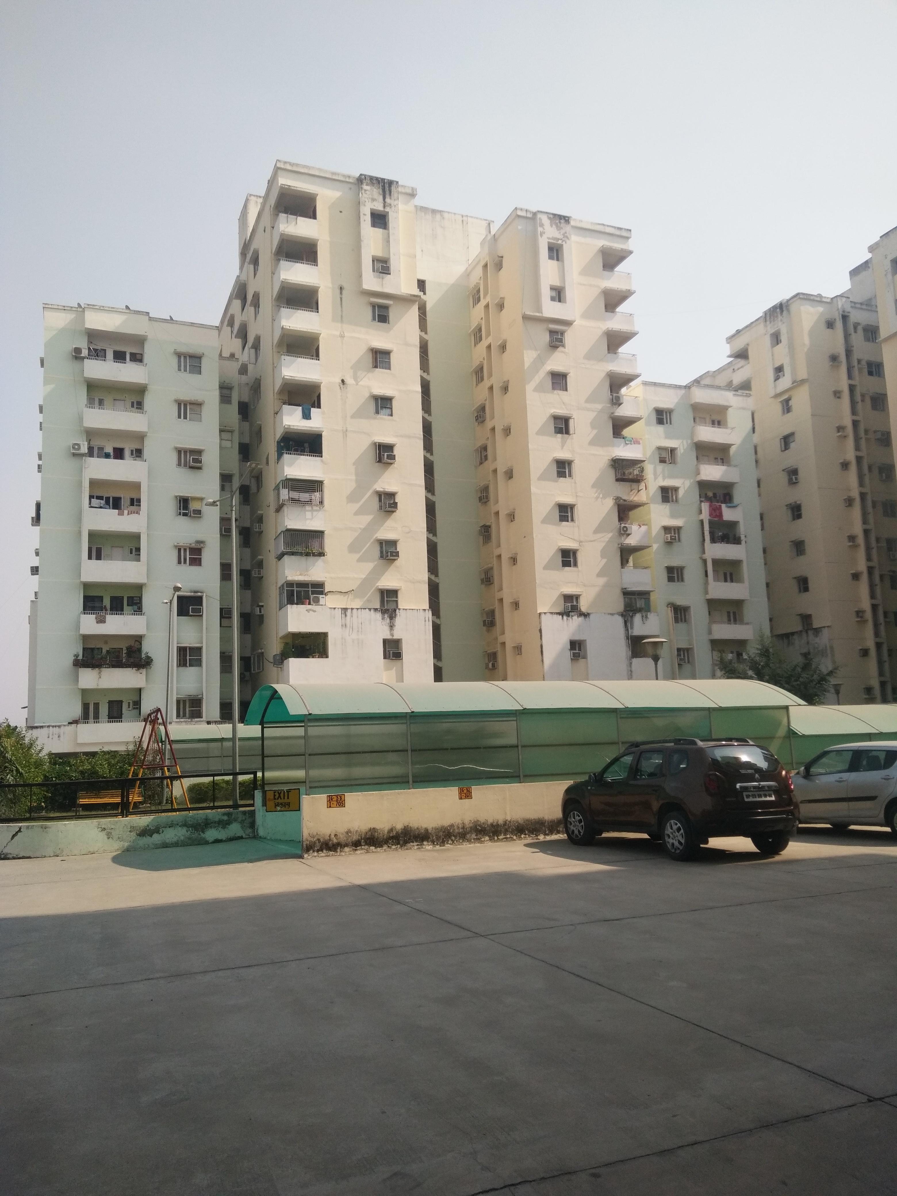 2 BHK Residential Apartment for Rent Only in Malesemau