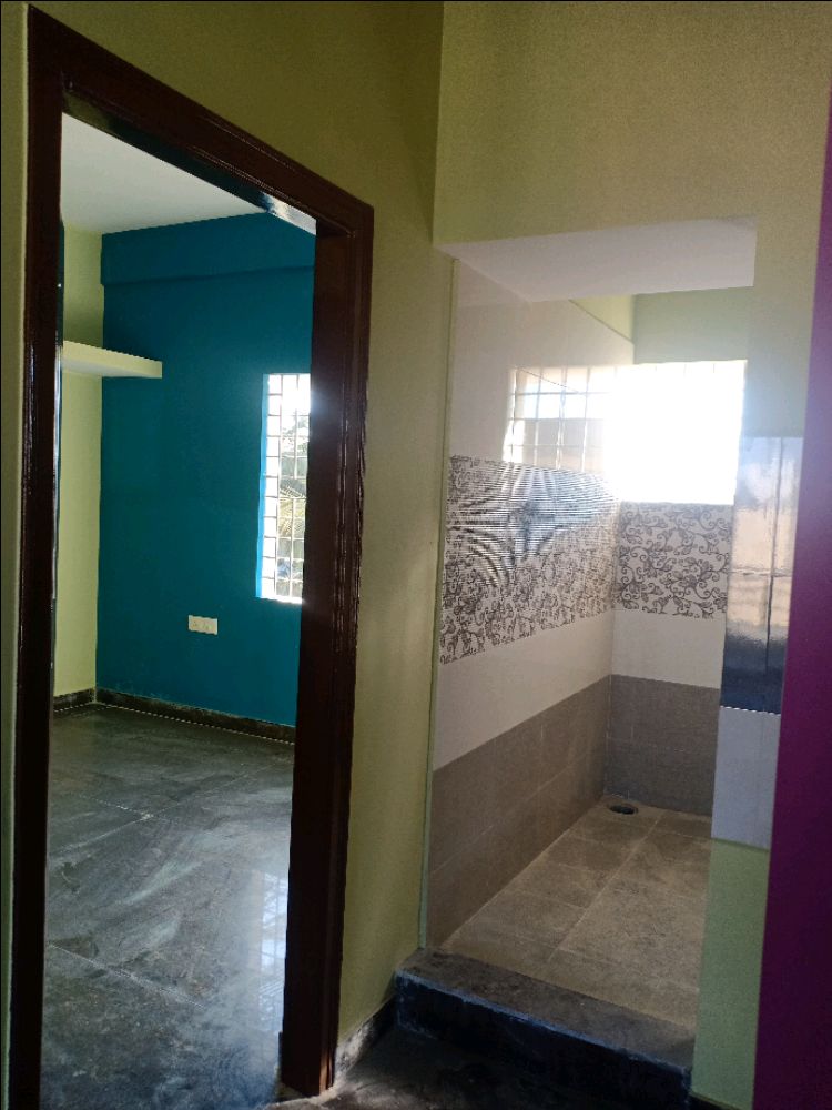 1 BHK Flats for Rent in Infantry Road, Bangalore, Single ...