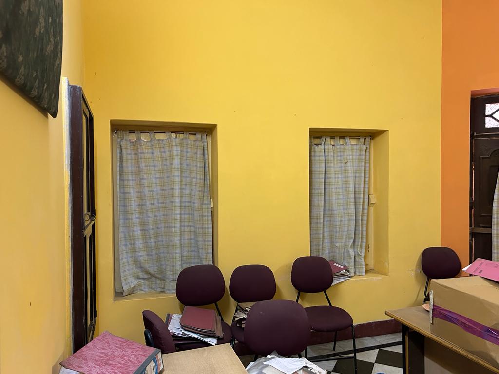 900 Sq Feet Office Space for Rent Only in Bhowanipore