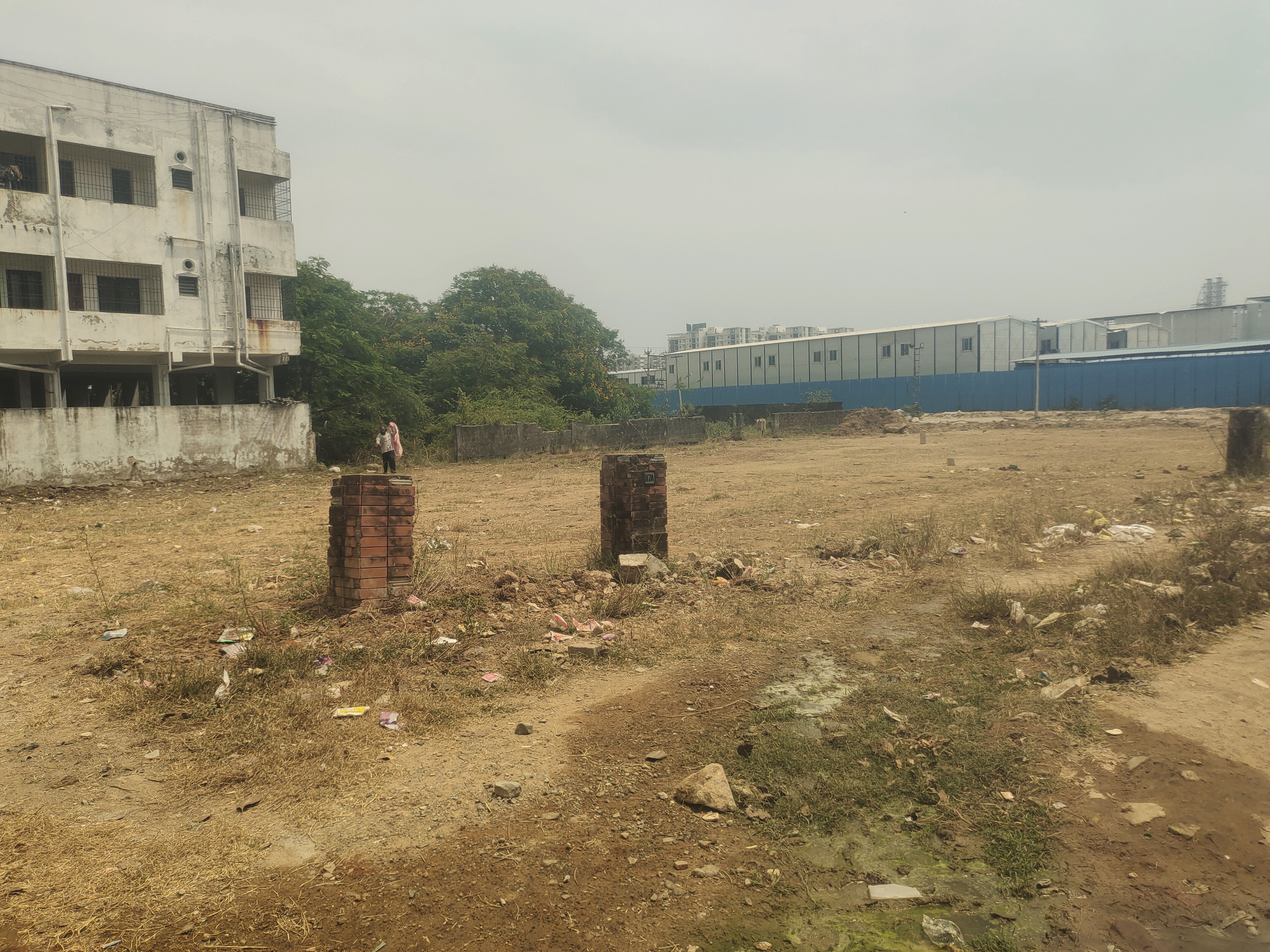 6 Ground Plots & Land for Resale in Navalur