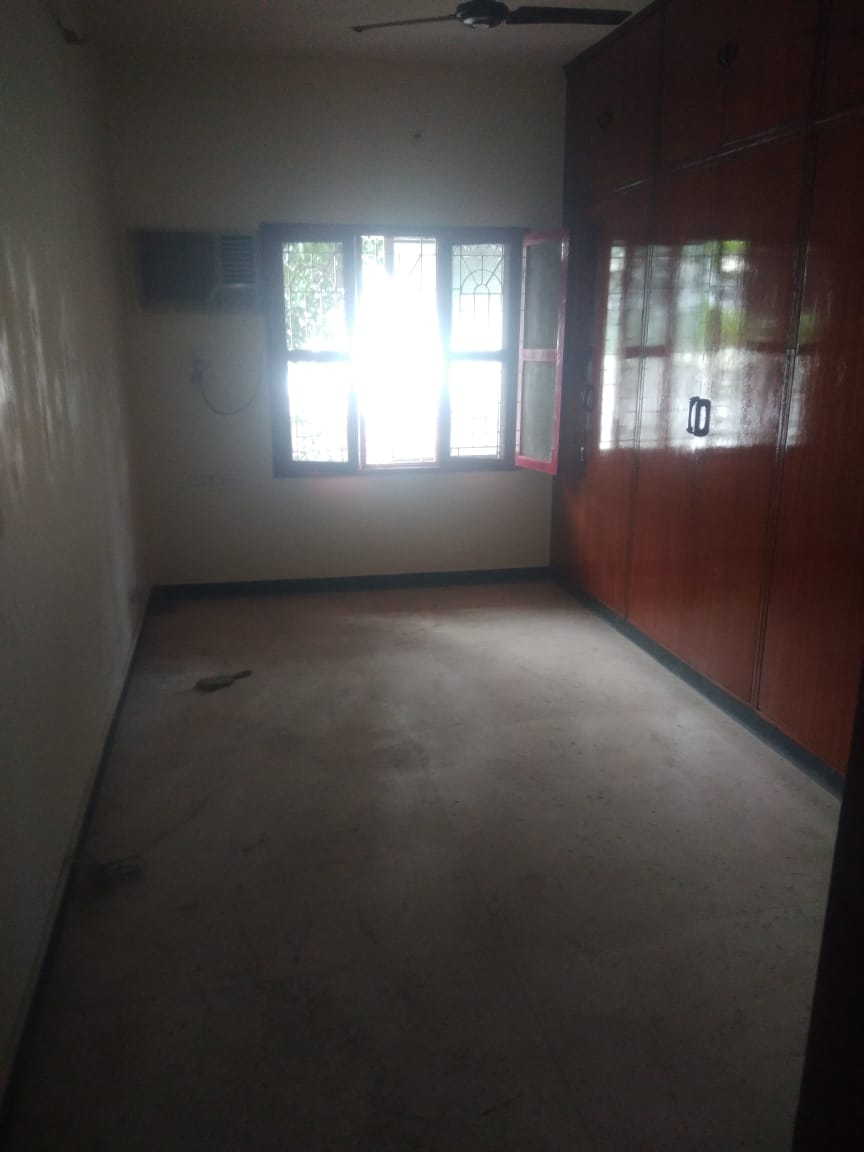 1200 Sq Feet Office Space for Rent Only in Mogappair West