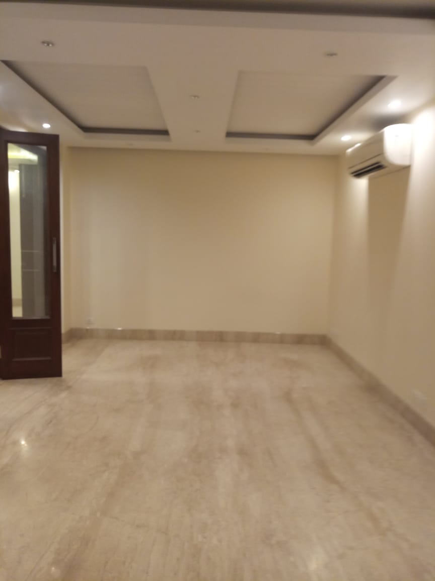 2 BHK Residential Apartment for Rent in South Extension Part II