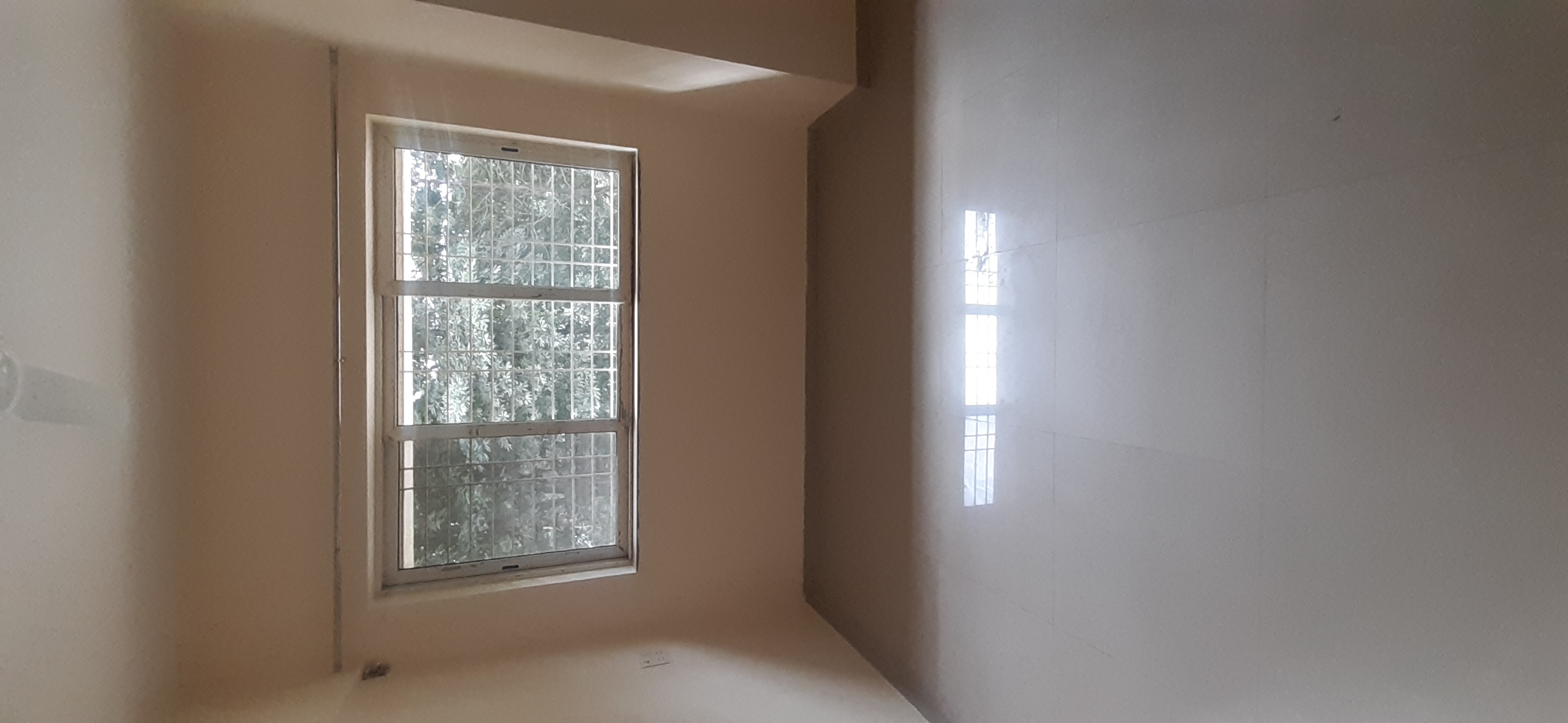 2 BHK High Rise Apartment for Rent at MSR QUEENSTOWN SOCIETY in Chinchwad East