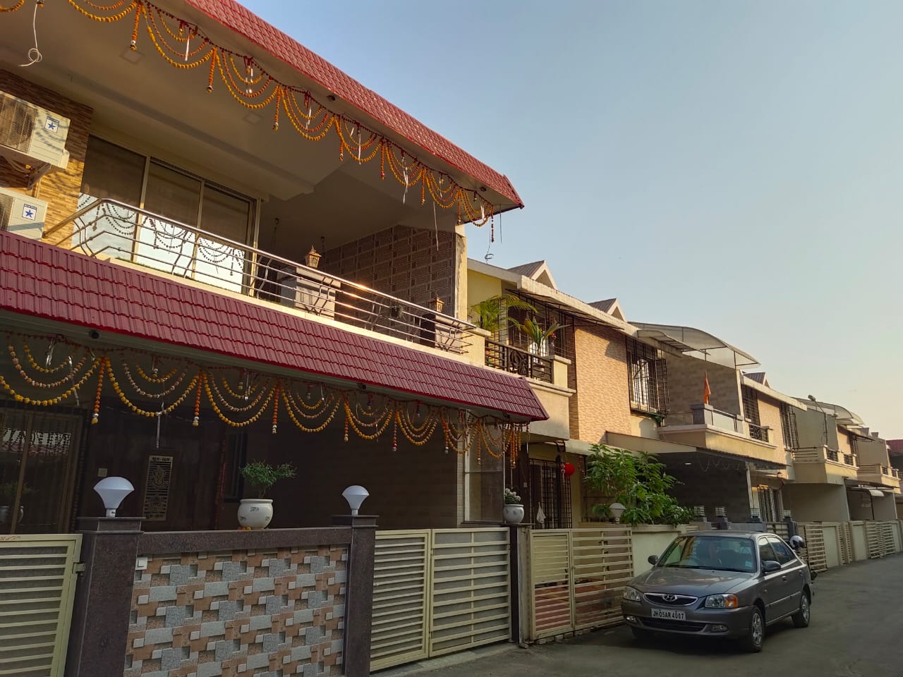 4 BHK Row House for Rent at Rooprajat Nagar in Vanipada