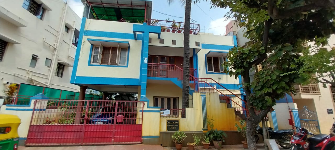 4+ BHK Independent House for Resale in Cox Town