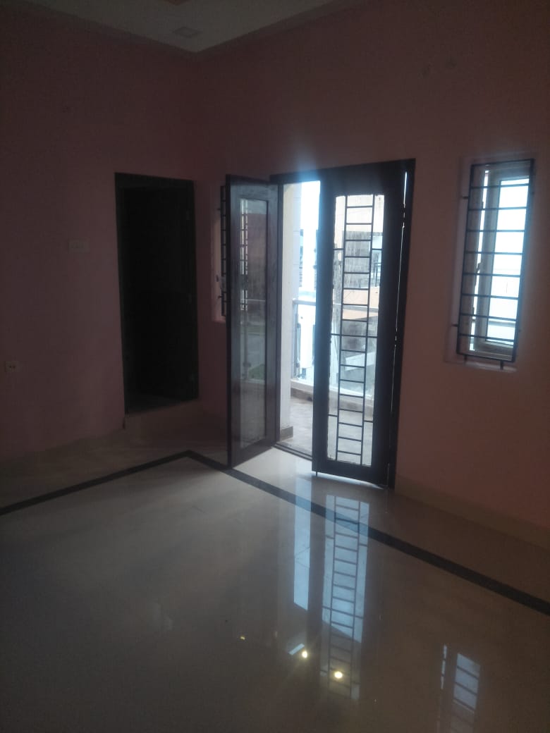 4 BHK Independent Villa for Sale in Selaiyur