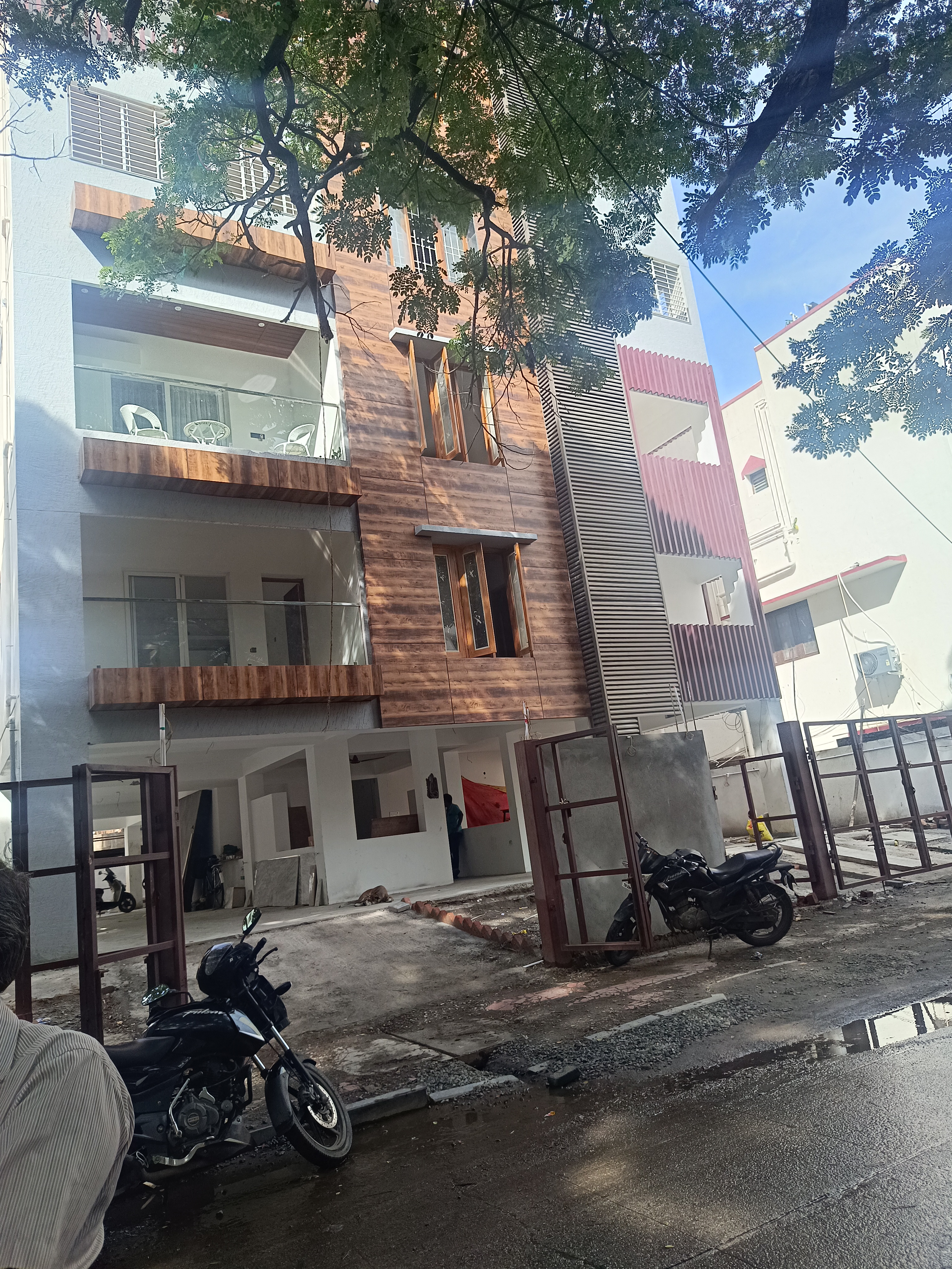 4 BHK Flat for Resale in Next