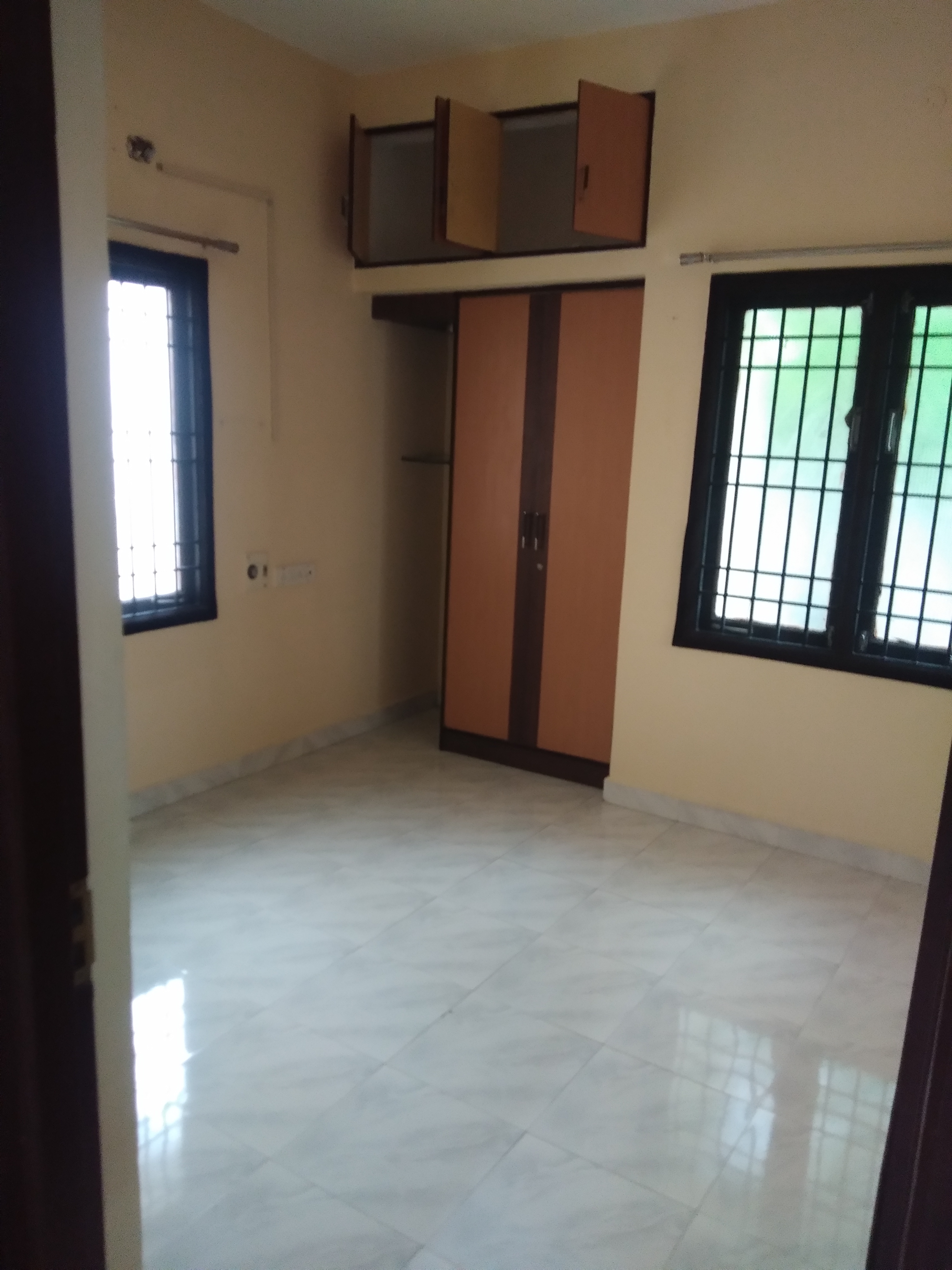 2 BHK Independent House for Rent at Bachelor accommodation in Anna Nagar