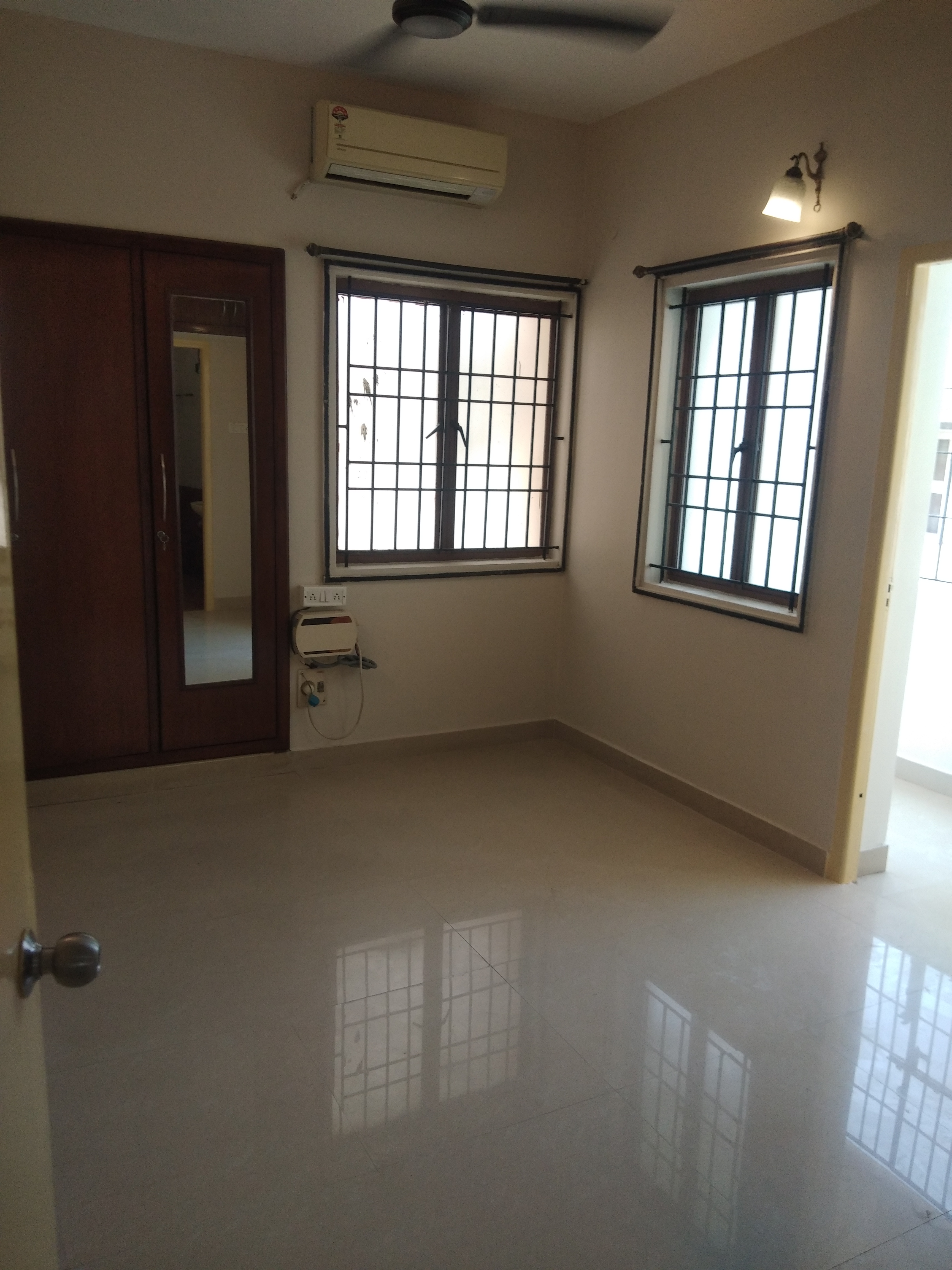 3 BHK Flat for Resale in Anna Nagar East