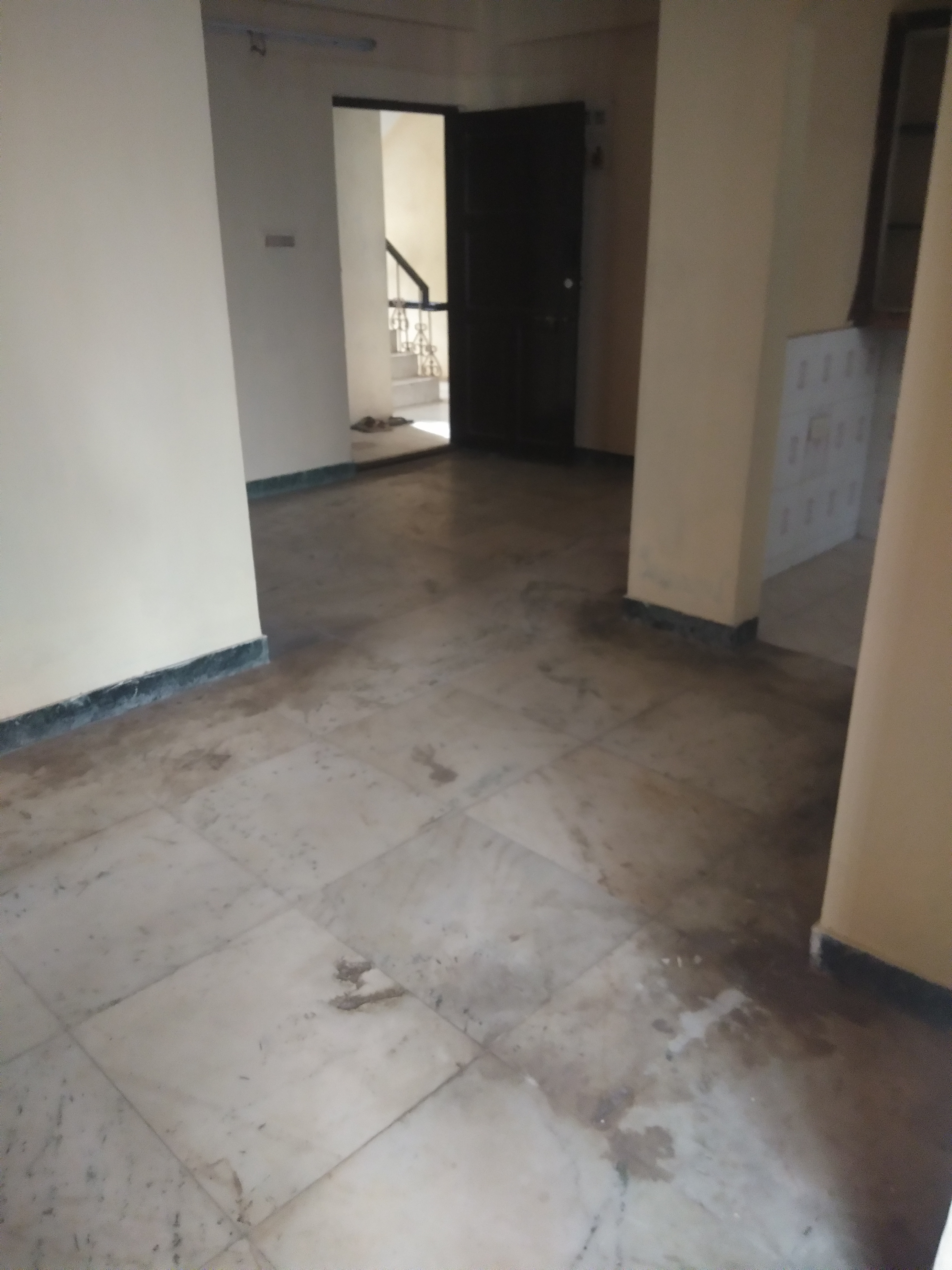 2 BHK Flat for Resale in Anna Nagar East