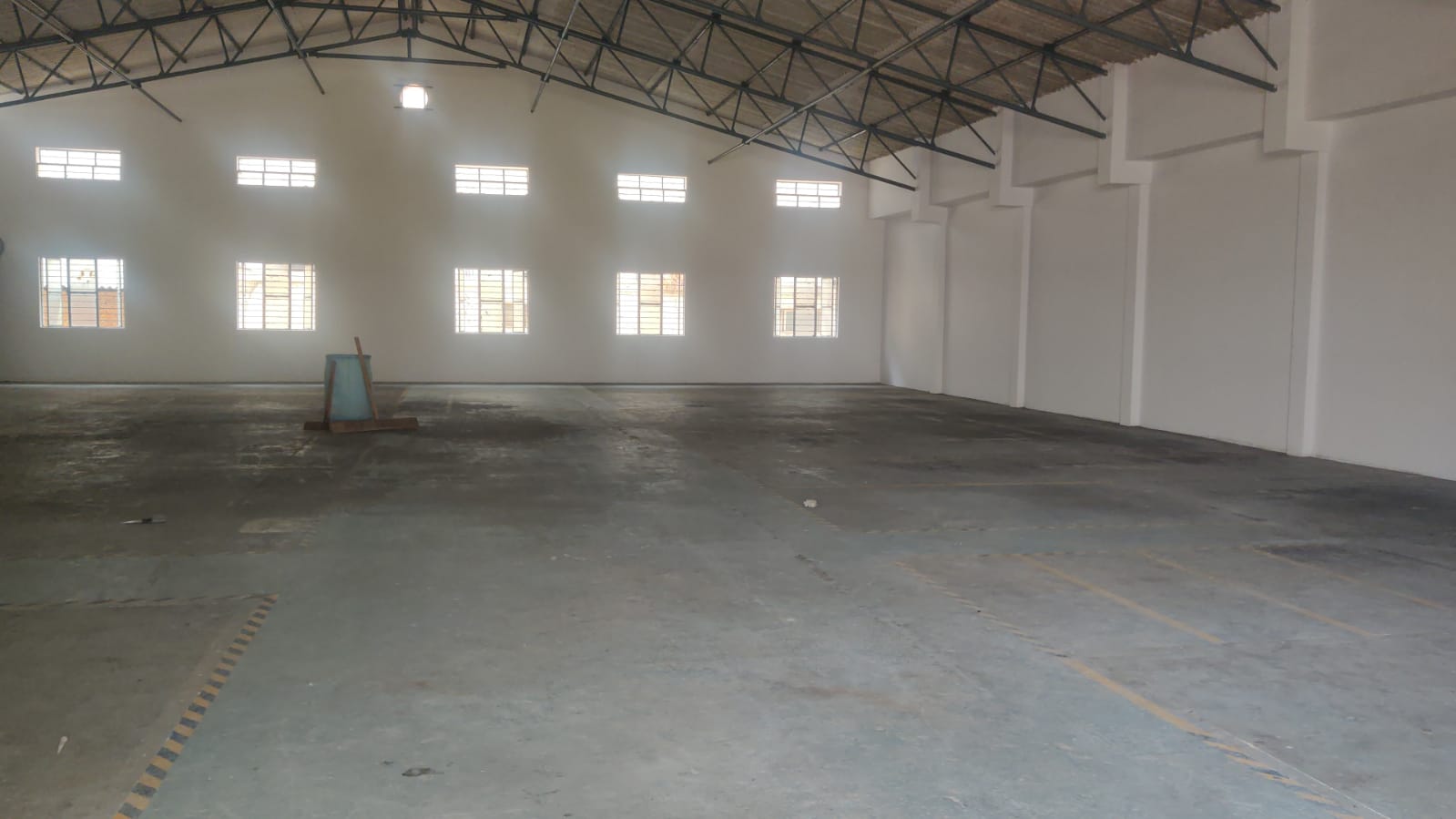 4651 Sq Feet Commercial Warehouses/Godowns for Rent in Tharapakkam