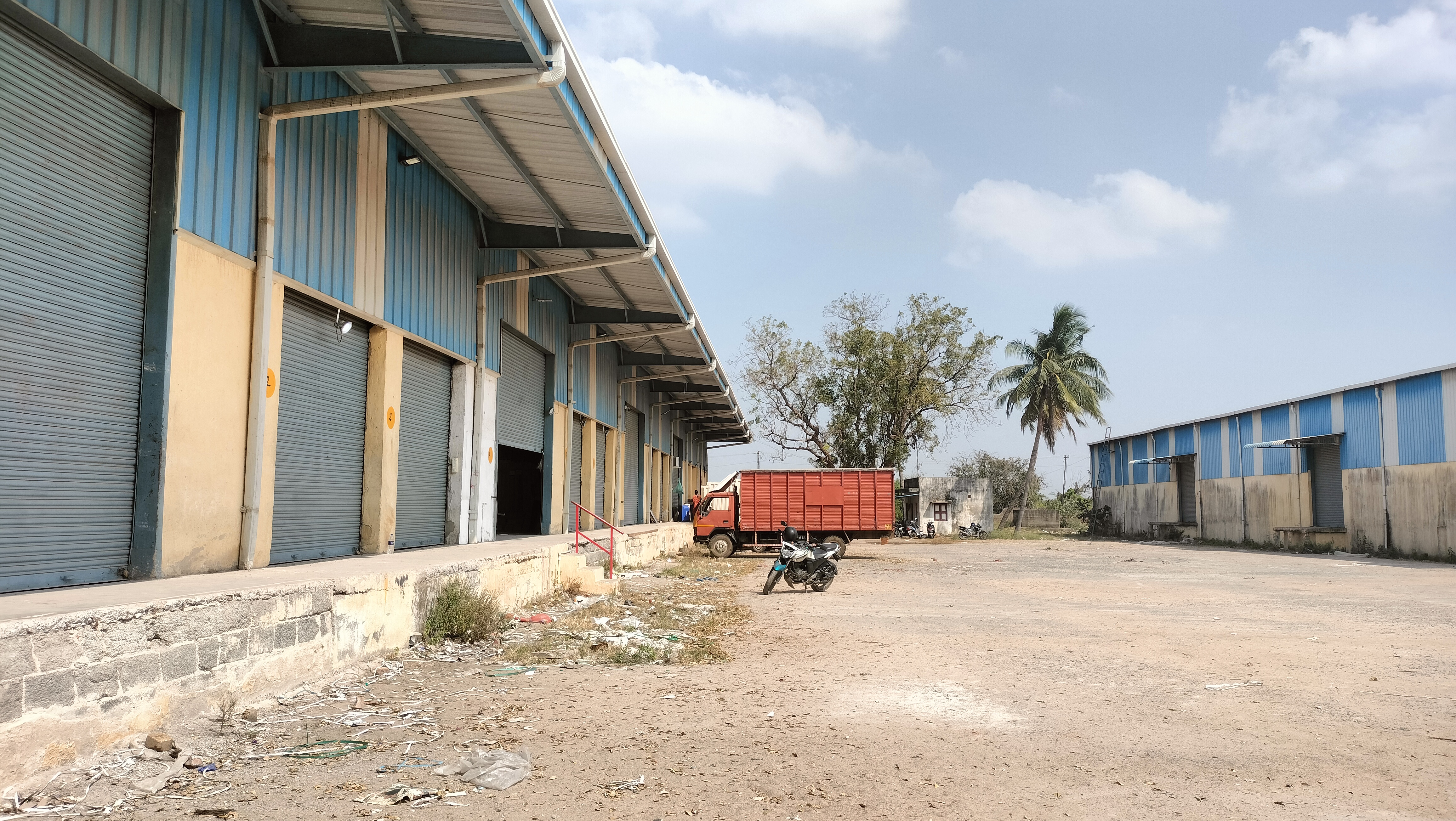 20000 Sq Feet Commercial Warehouses/Godowns for Rent Only in Vanagaram