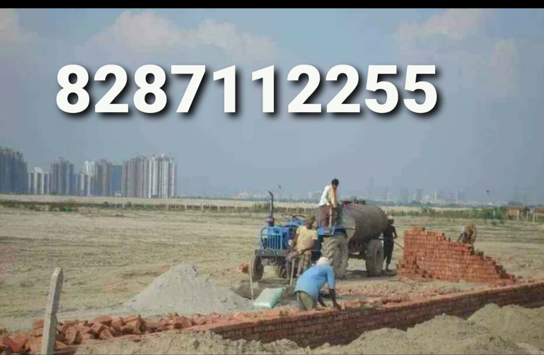 900 sqft Plots & Land for Sale in Sector 62
