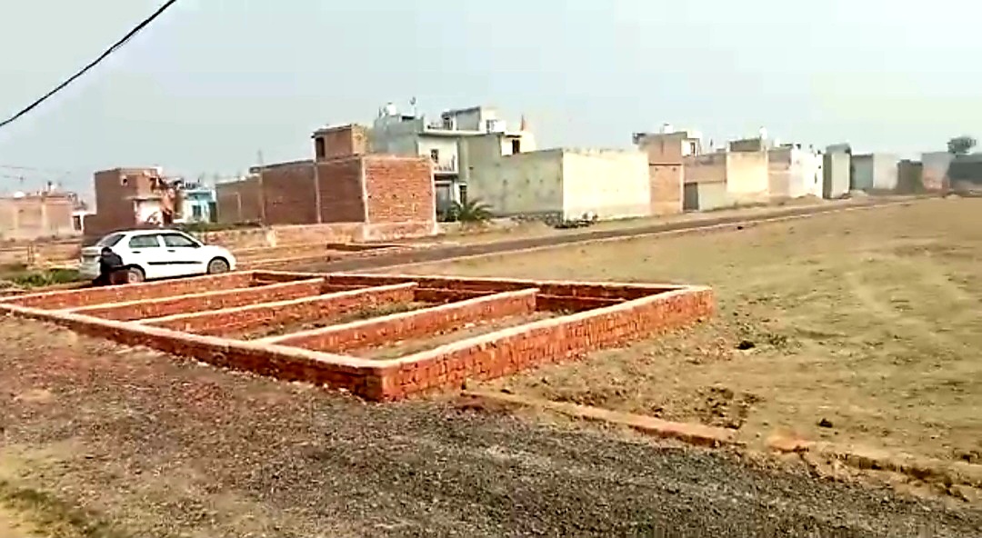 900 sqft Plots & Land for Sale in Sector 155