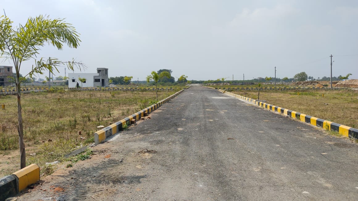920 sqft Plots & Land for Sale in Pattabiram