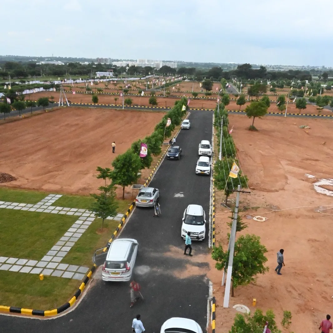 200 Sq Yards Plots & Land for Sale in Nandigama