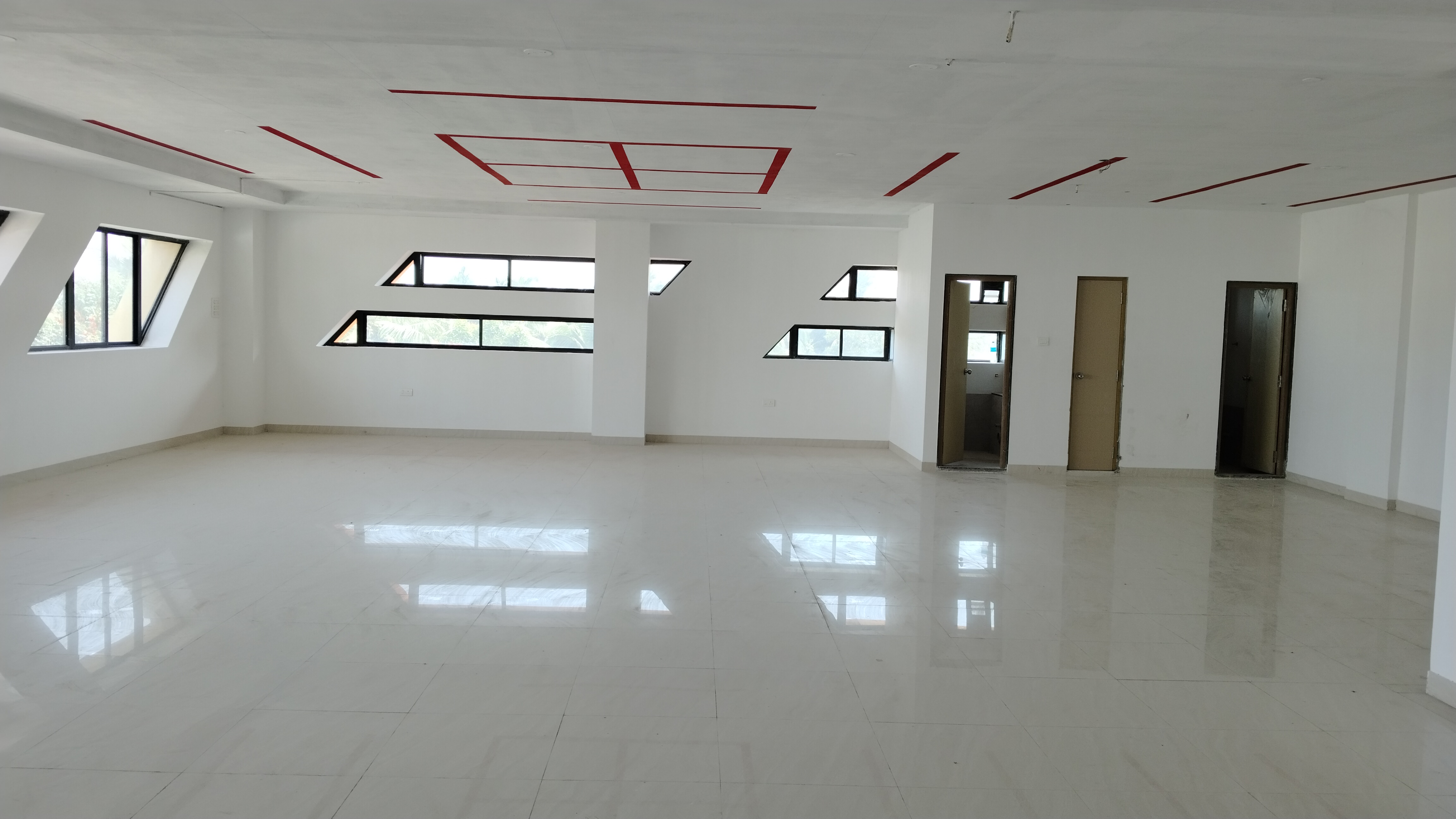 4650 sqft Office Space for Sale in Kallimadai