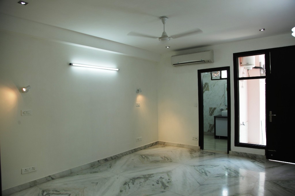 3 BHK Residential Apartment for Rent in Siri Fort