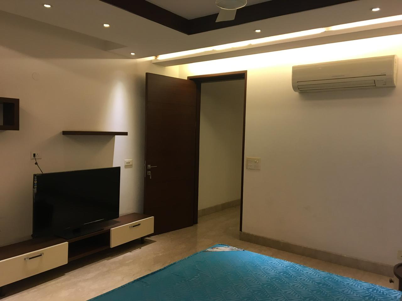 4 BHK Residential Apartment for Rent in Kalkaji
