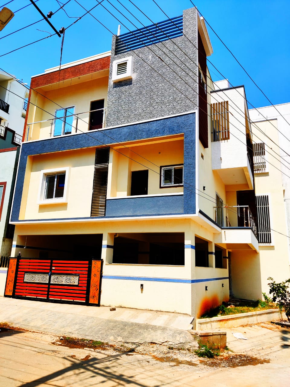 4 BHK Independent Row House for Sale in Basavanapura