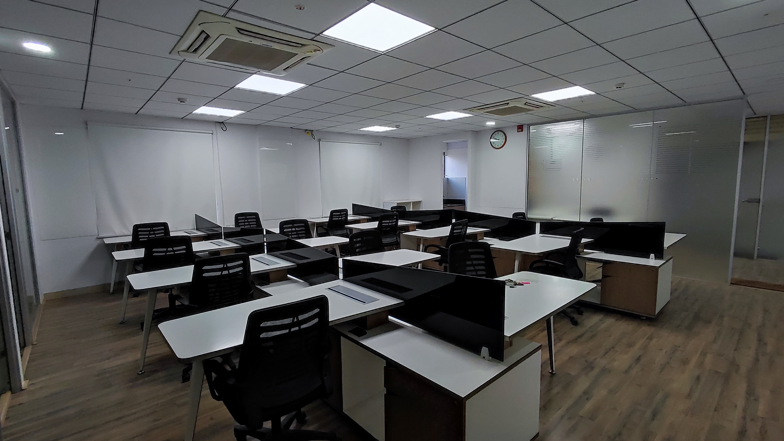 1400 Sq Feet Commercial Others for Rent in JP Nagar