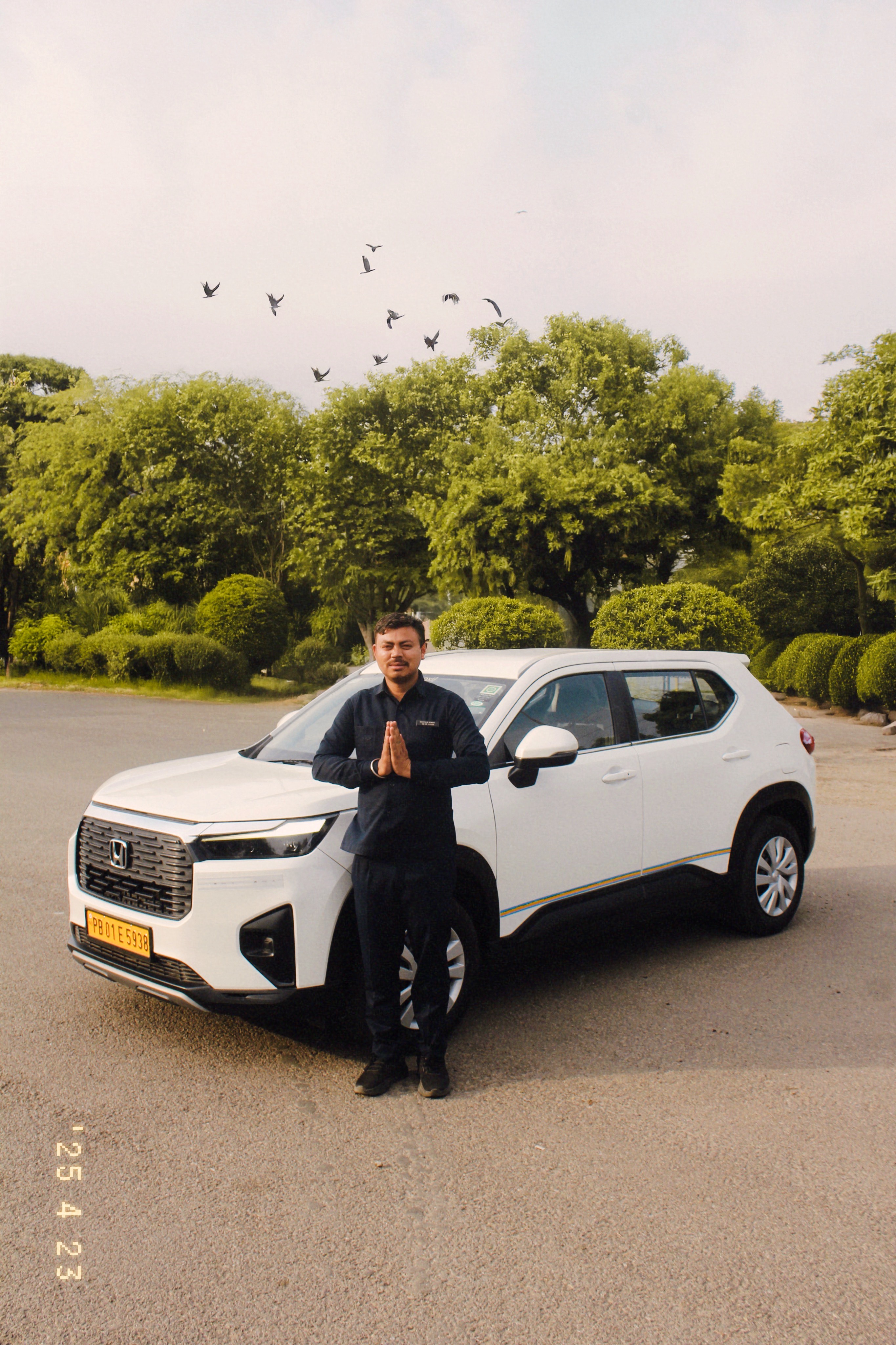 Black Taxi India in Sahibzada Ajit Singh Nagar, Chandigarh - 