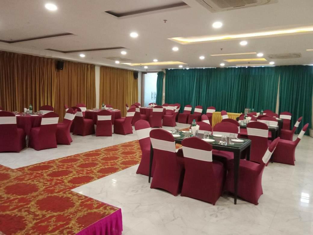 Hotel royal elite  in Jagatpura, Jaipur - 