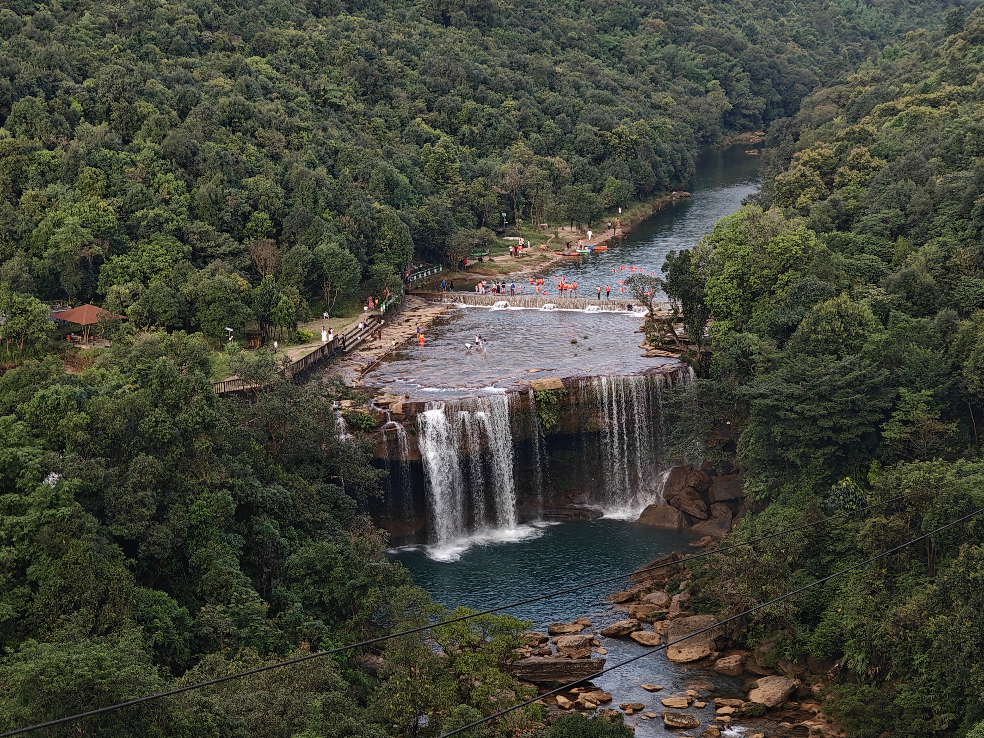 R&Z tours and travels  in Laitumkhrah, Shillong - 
