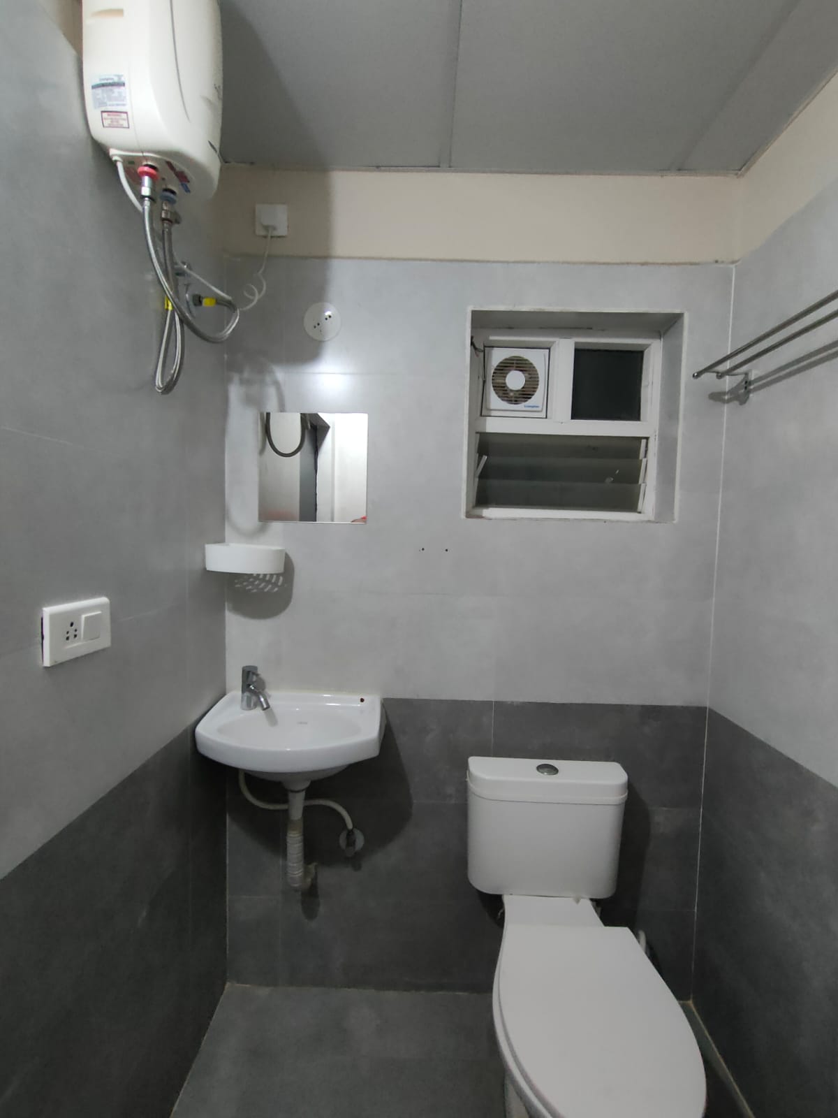 Male for Single Sharing room at 2 BHK BHK in Kondapur