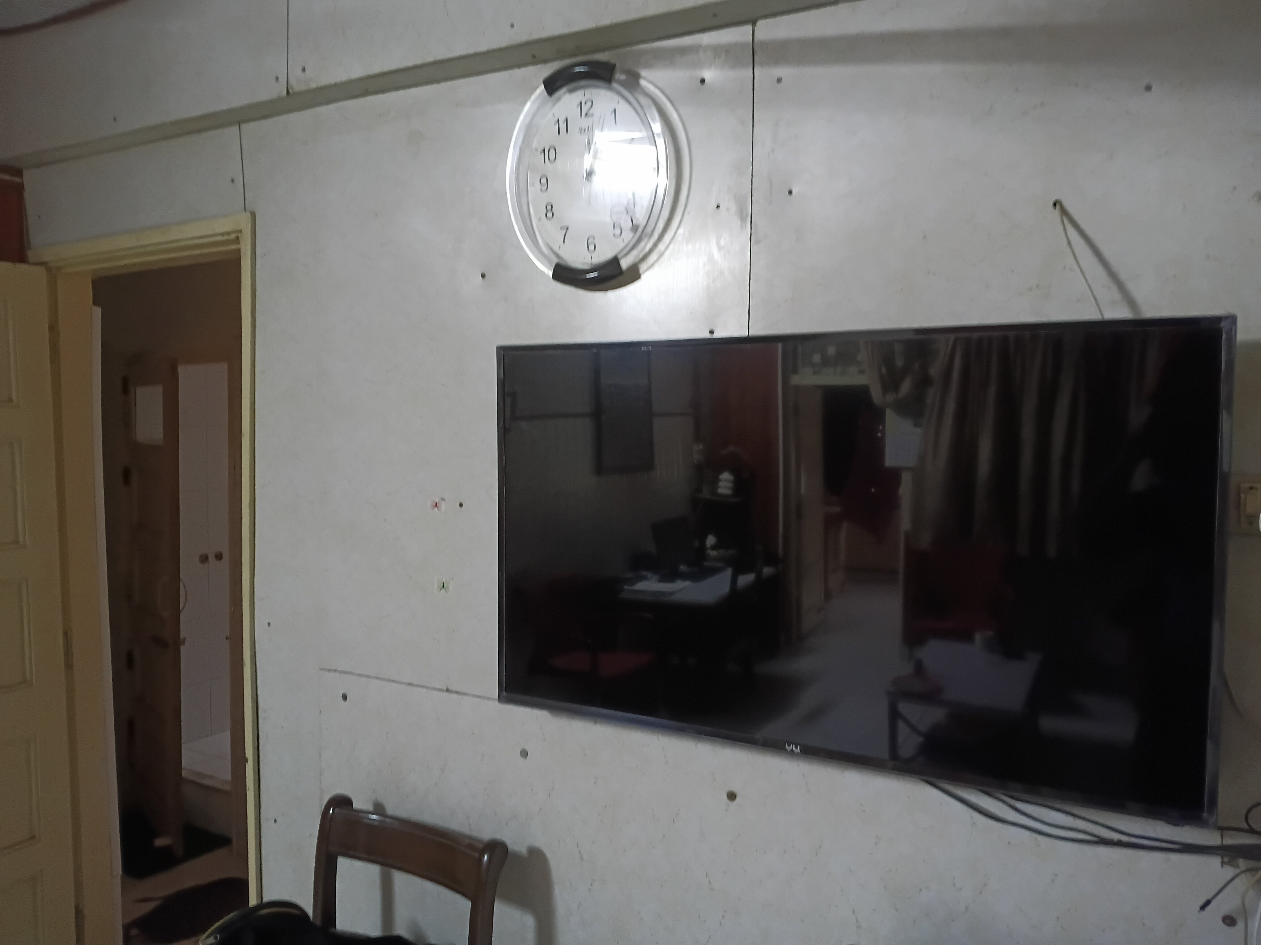 Female for Two Sharing room at 1 RK BHK in Darave