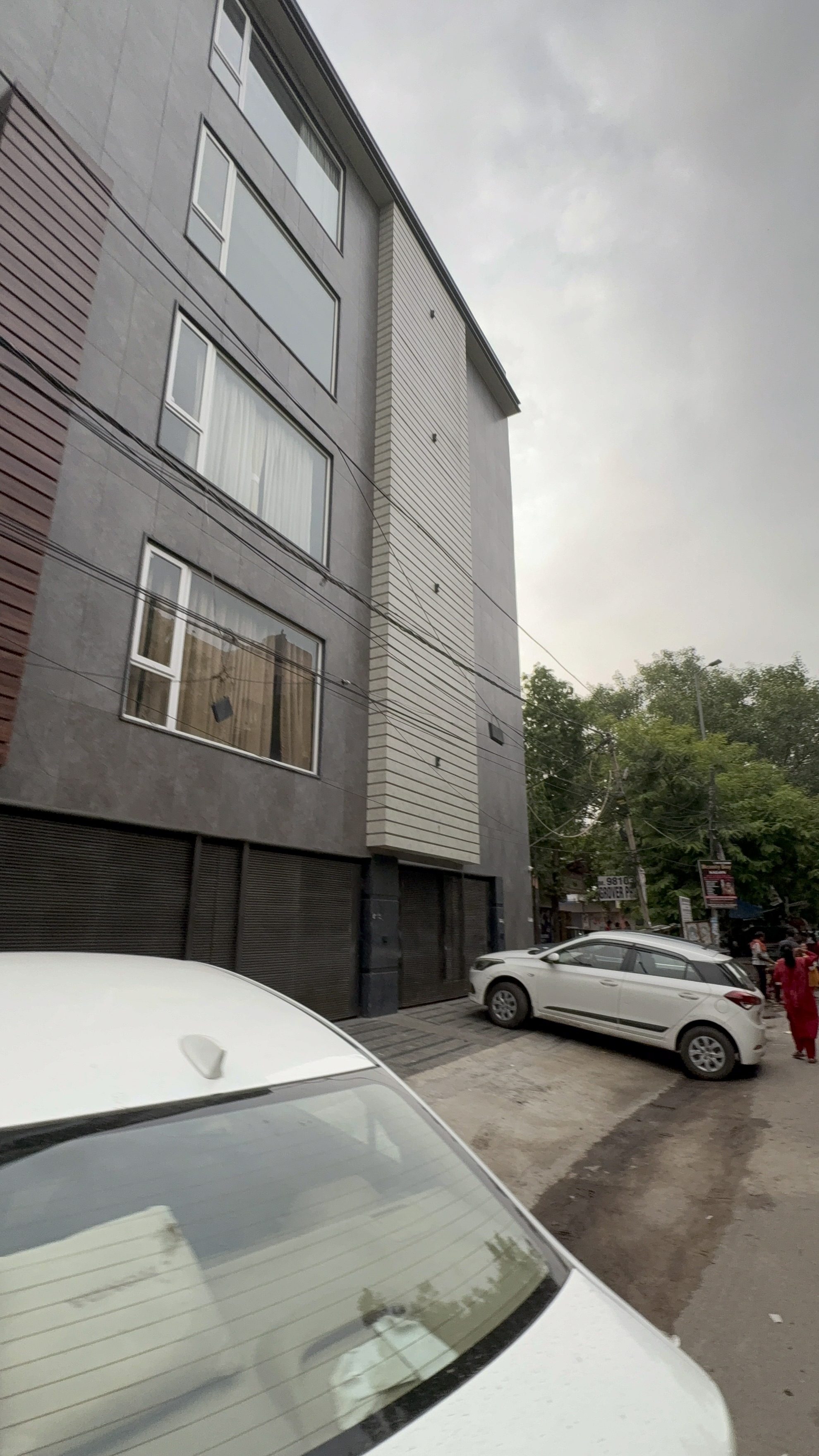 Independent House for Sale in Rohtak Road