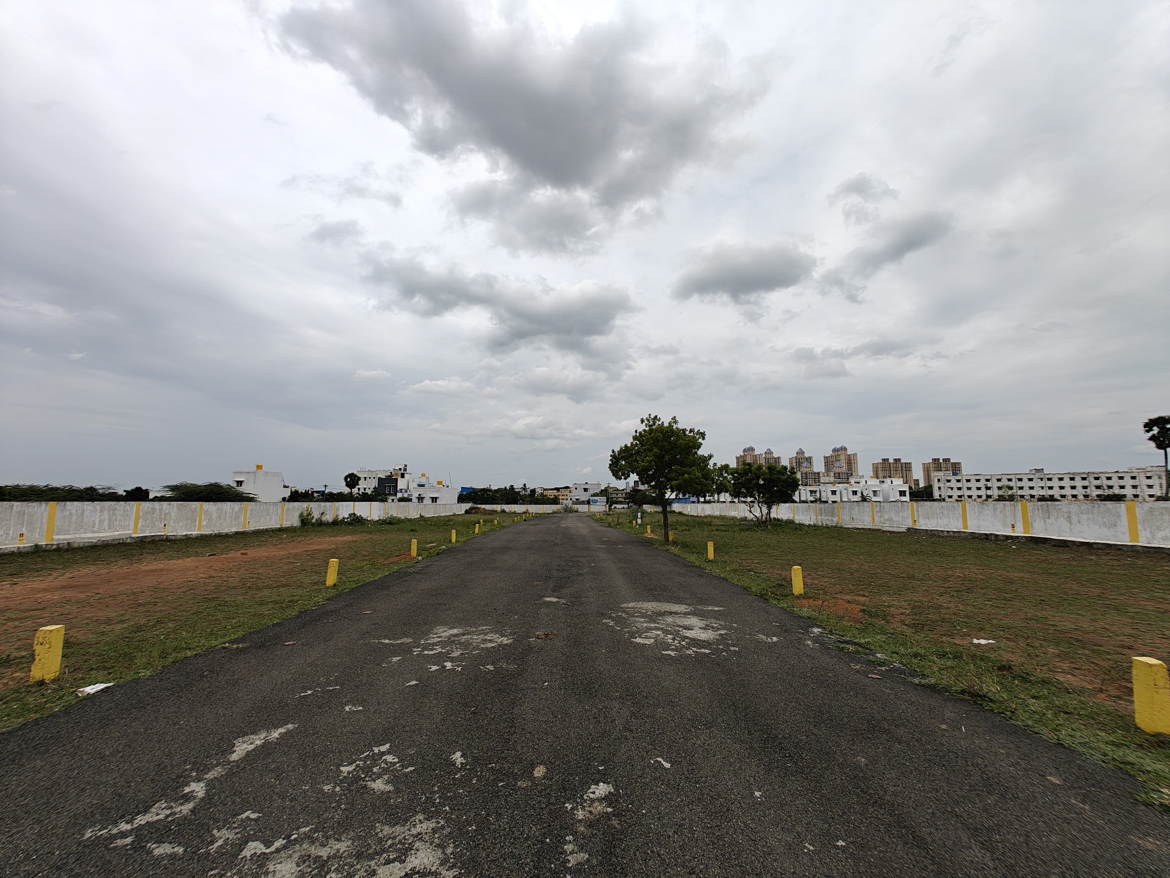 1000 sqft Plots & Land for Sale in Oragadam