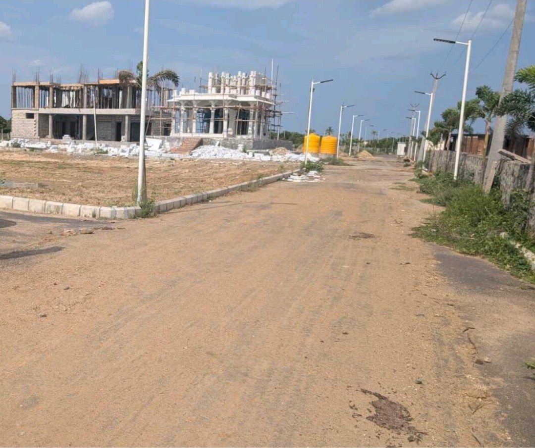 1000 sqft Plots & Land for Sale in Muttukadu