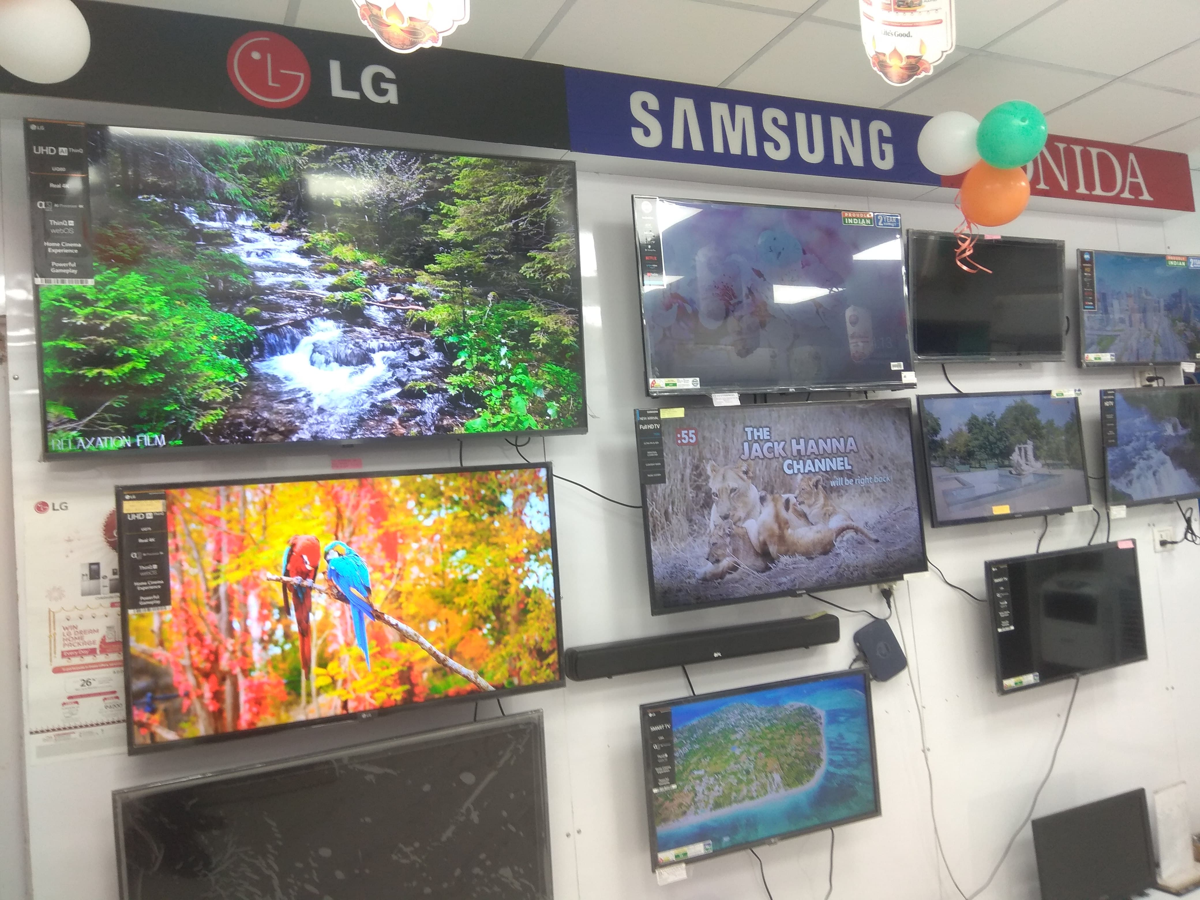 20 sqft Commercial Warehouses/Godowns for Sale in Boring Road