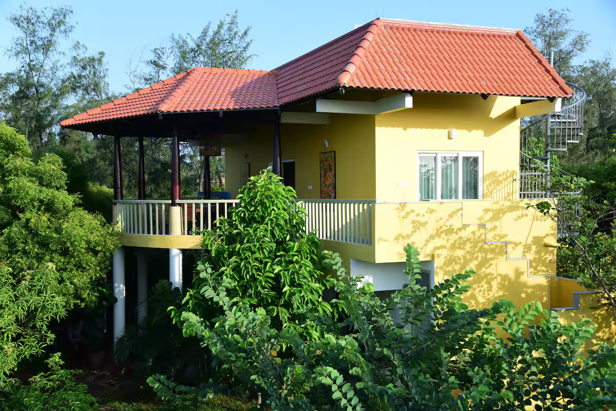 Beach House for Resale in Fisherman Colony