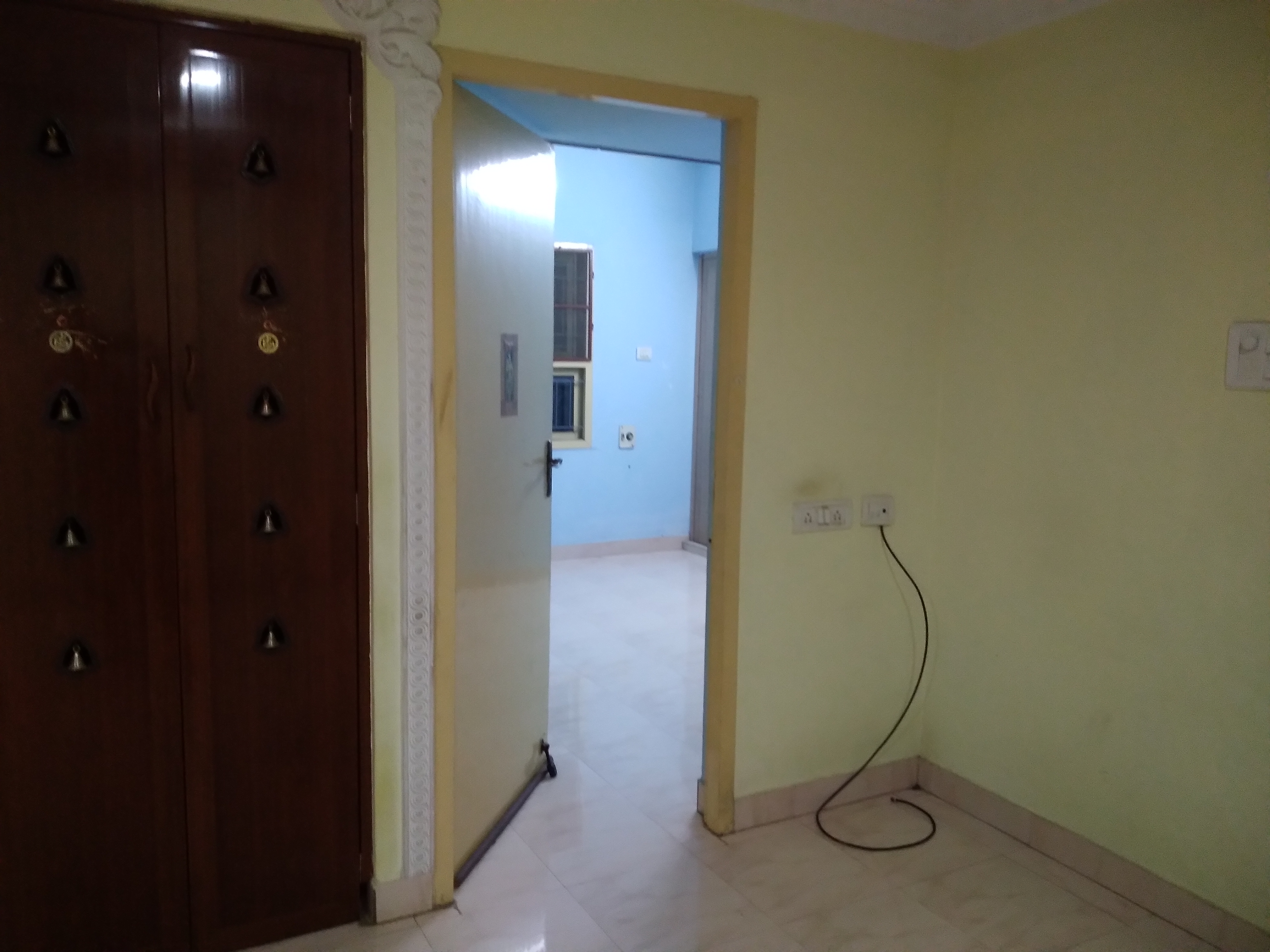 Flat for Resale in Kannadasan Road