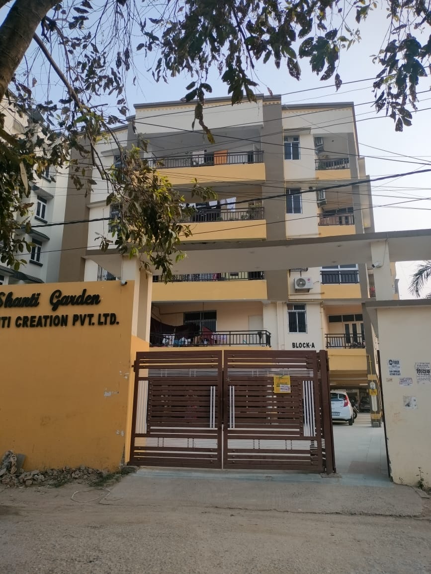 Flat for Sale in Rupaspur