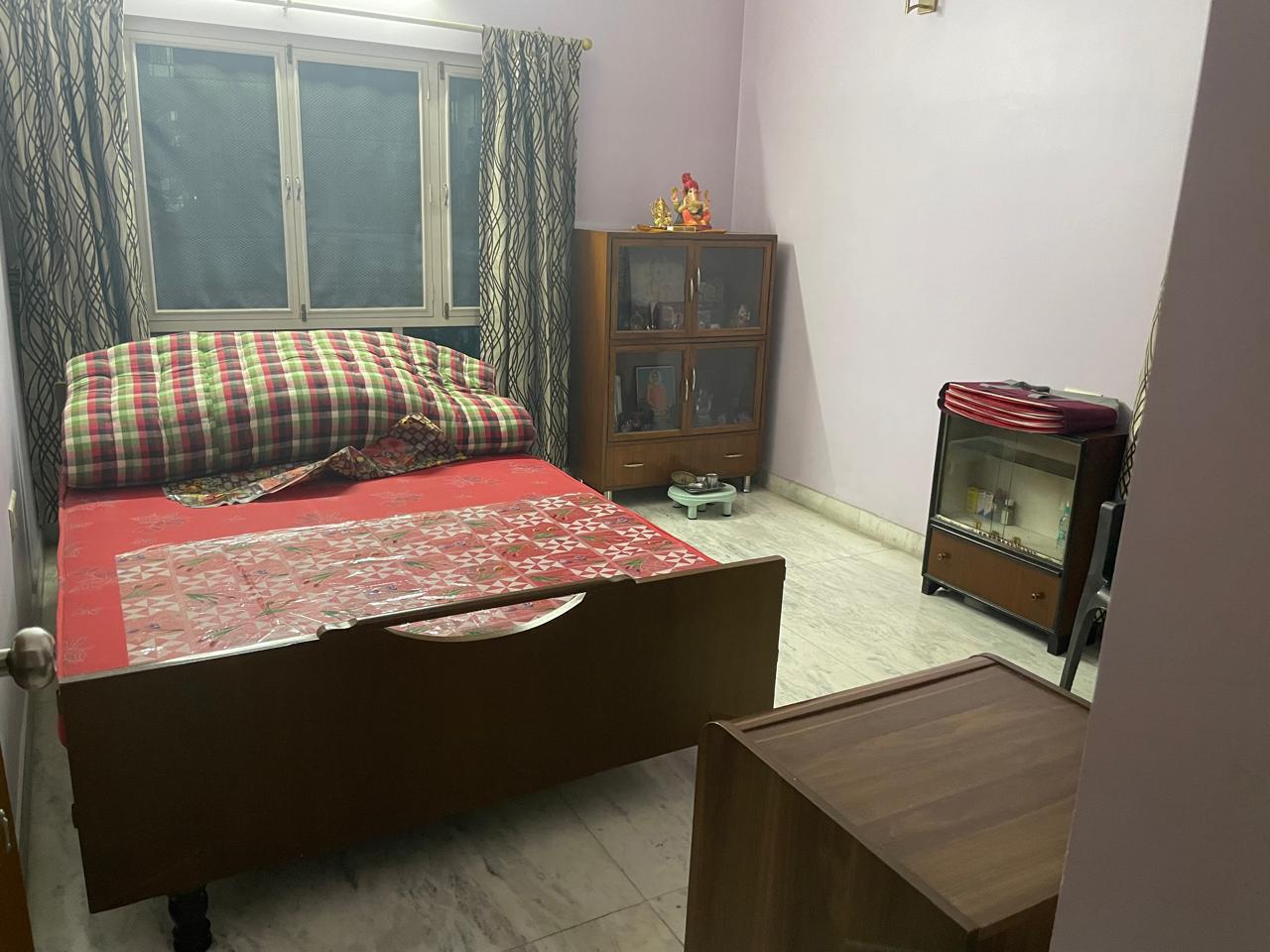 Flat for Resale in Tangra