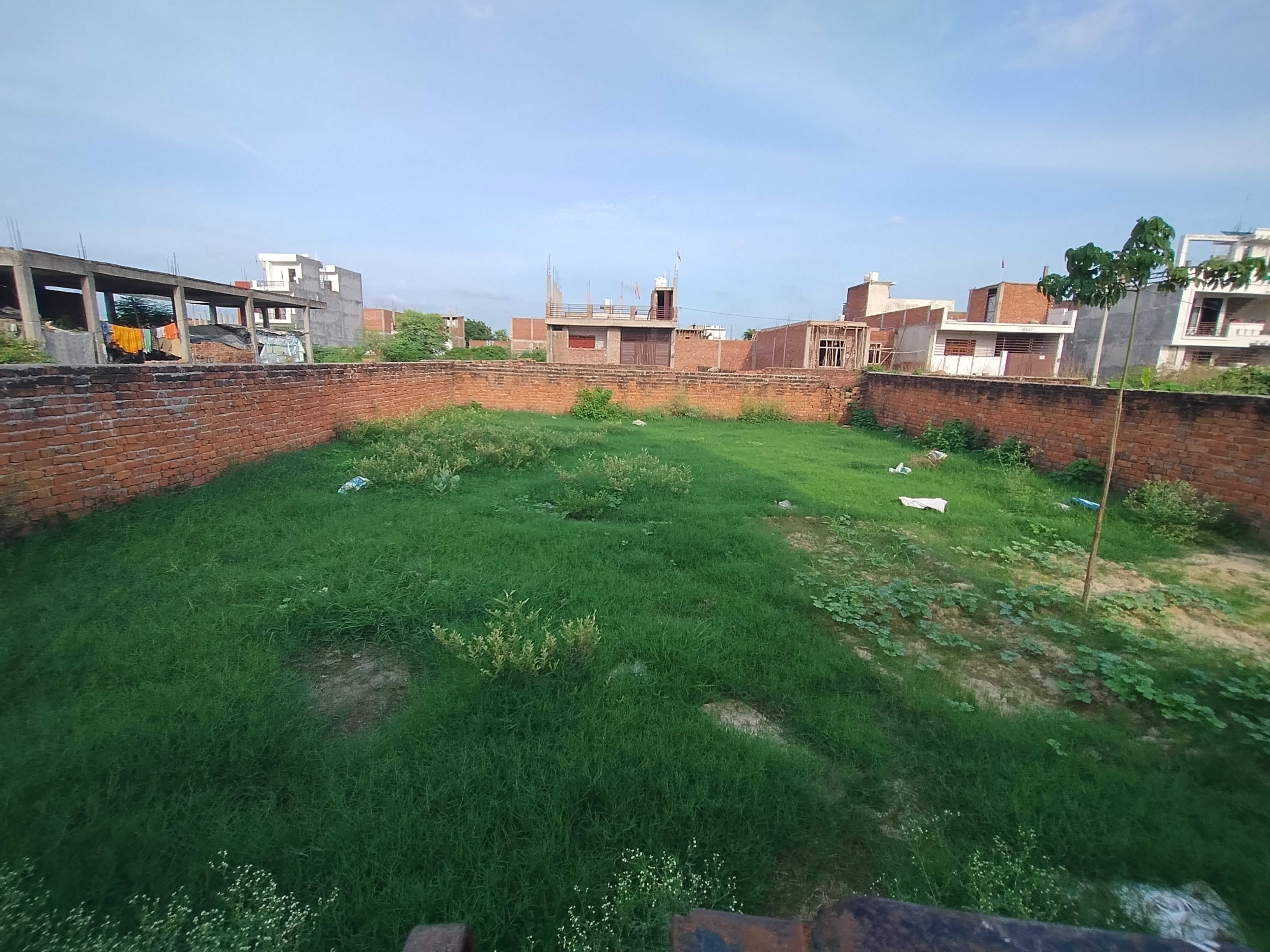 2200 sqft Plots & Land for Sale in Guramba