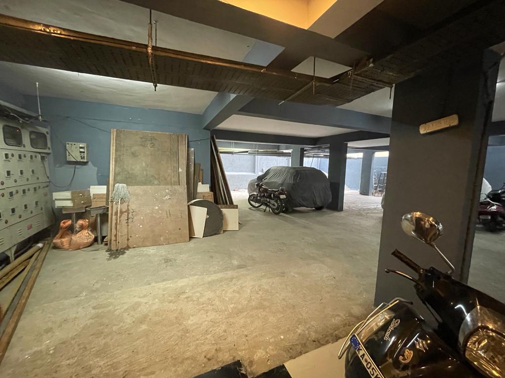 Flat for Sale in Girinagar