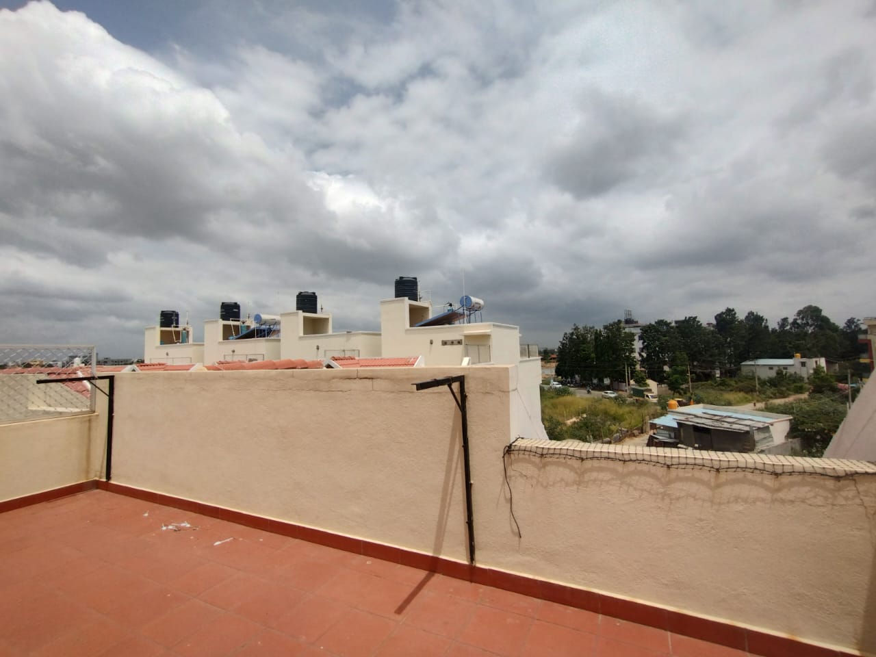 Independent Row House for Resale in Sorahunase