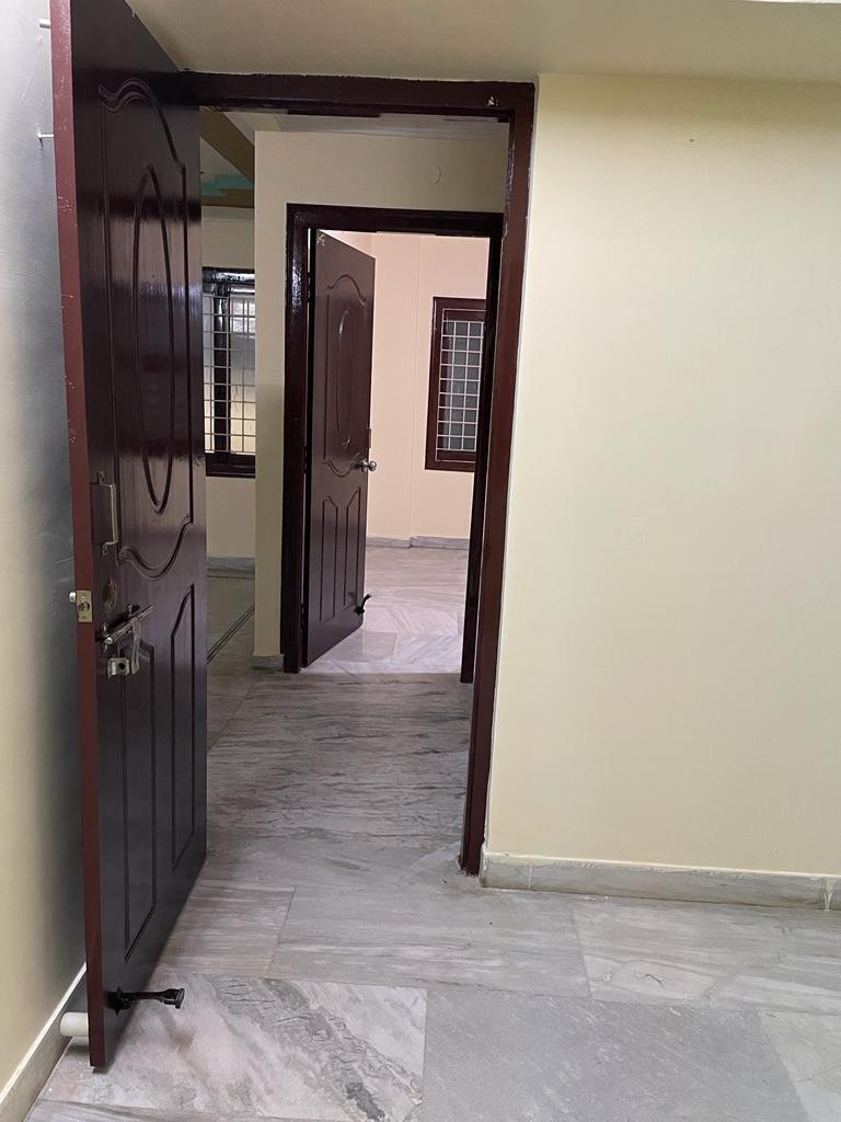 Flat for Resale in Kaviraj Nagar