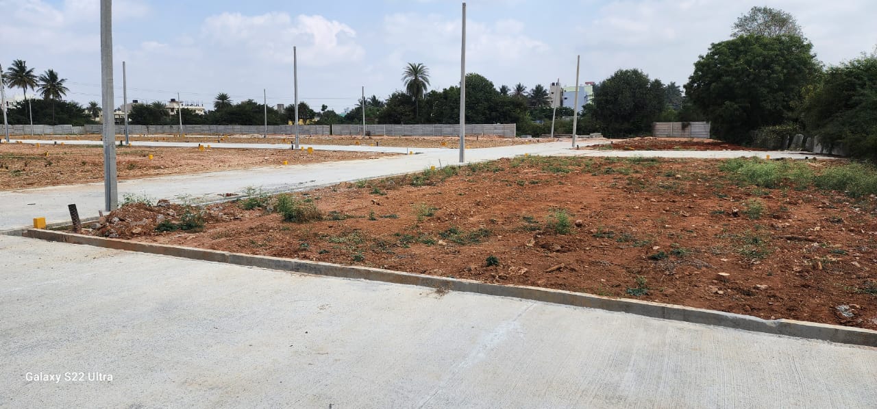 900 sqft Plots & Land for Sale in Bhadrappa Layout