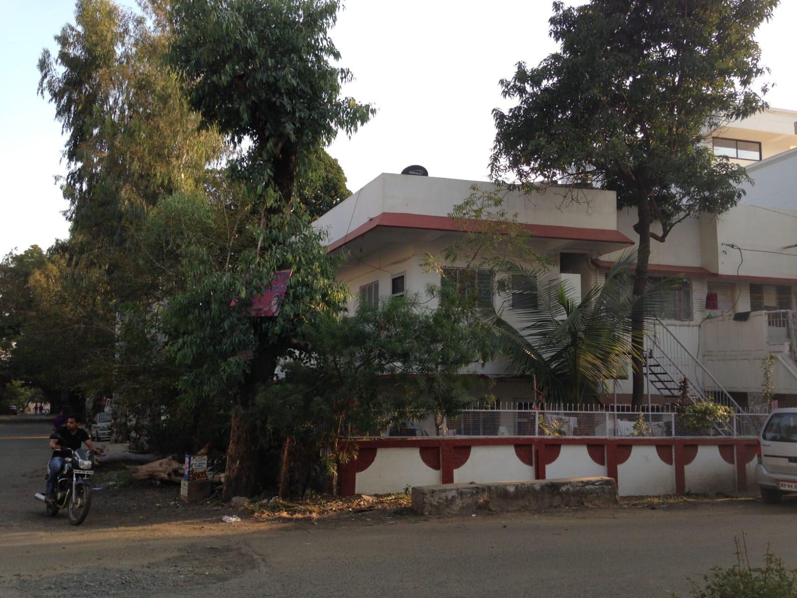 Independent House for Resale in Kohefiza