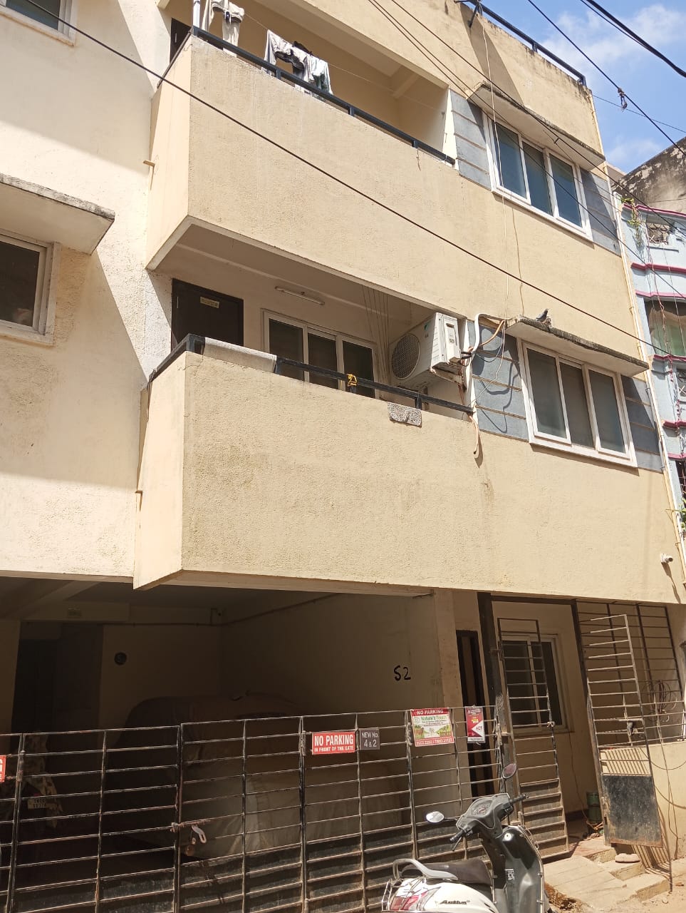 Flat for Sale in Royapettah