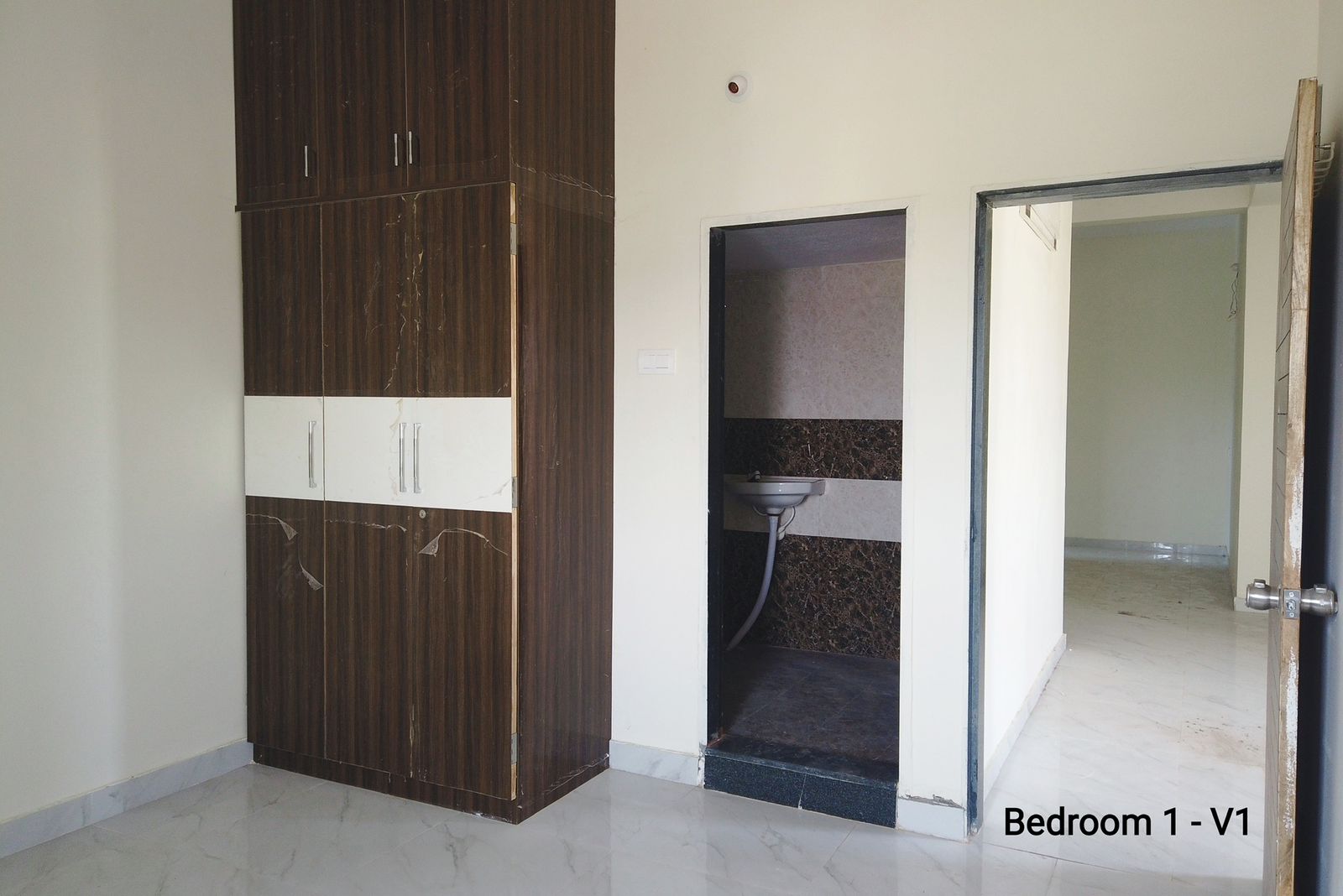 Flat for Sale in Yergol