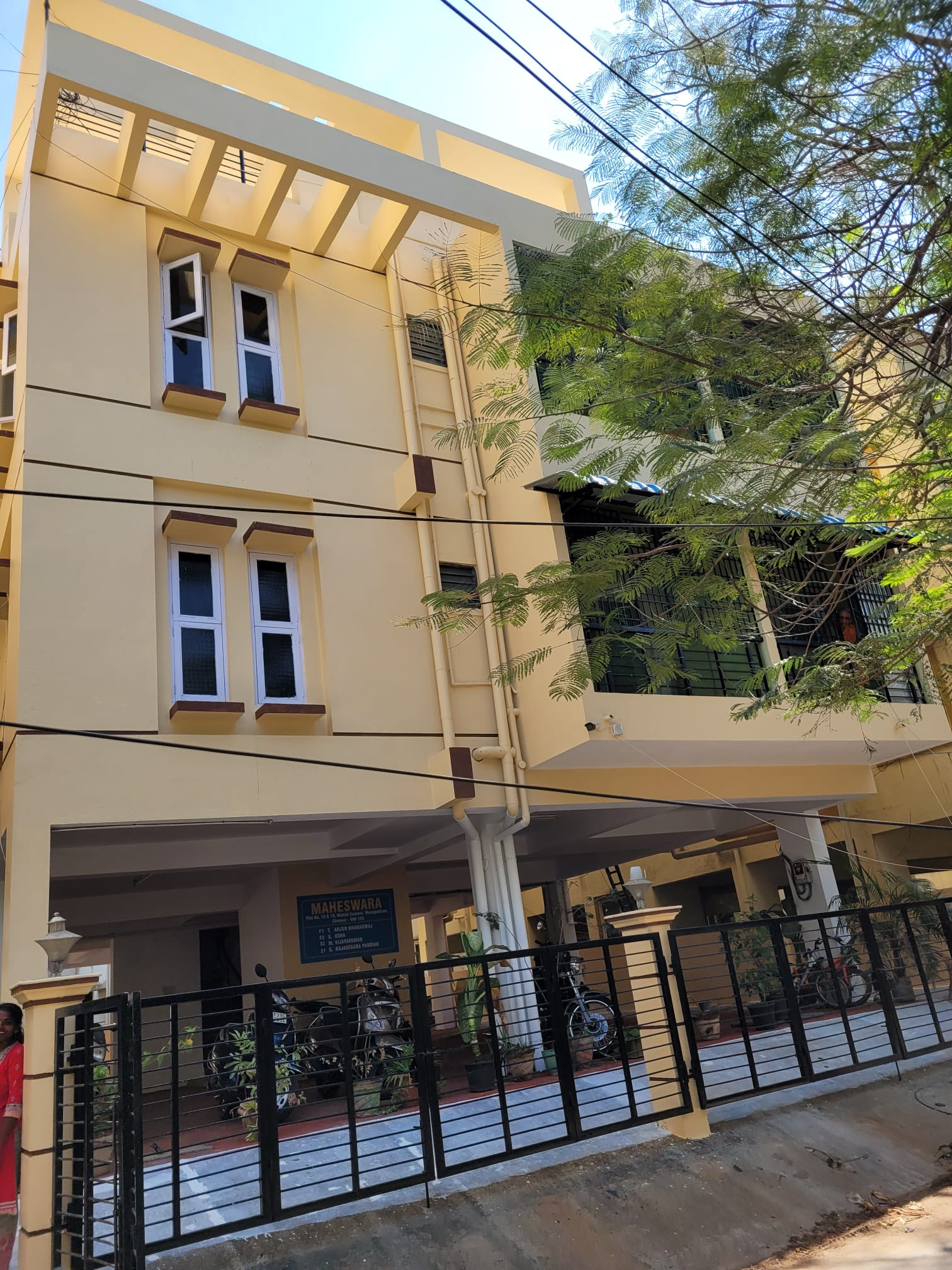 Flat for Resale in Manapakkam