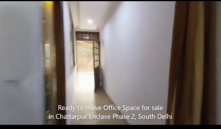 450 sqft Office Space for Resale in IGI Airport